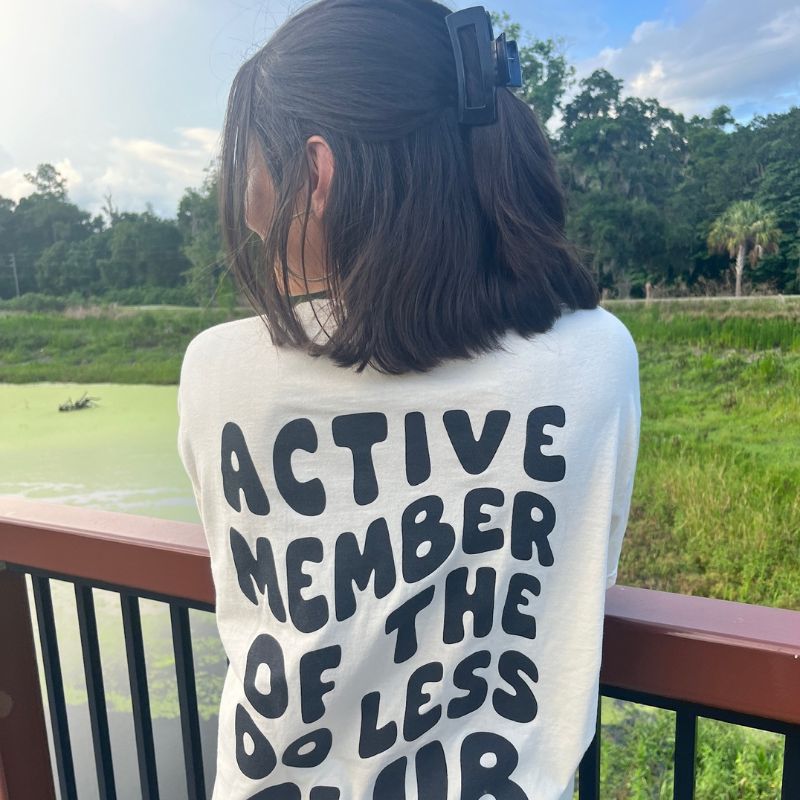 IVORY DO LESS TEE